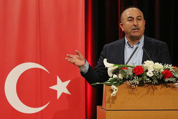 Le chef de la diplomatie turque attend des guerres de religion en Europe
