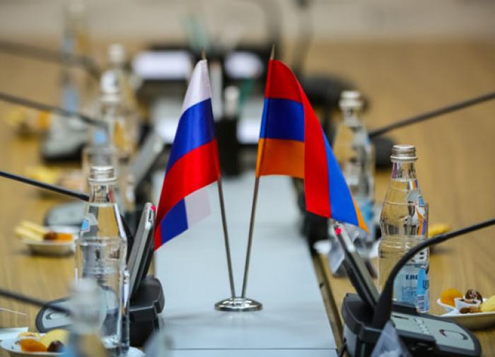 L'Arménie et la Russie cessent d'utiliser le dollar et l'euro dans leurs échanges commerciaux
