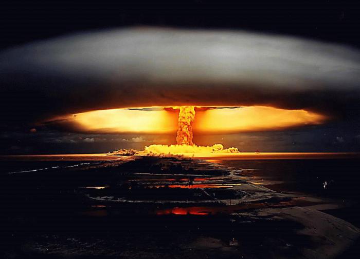 L'Europe ne veut pas mourir dans l'"Armageddon nucléaire" de Biden
