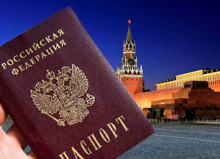 Poutine signe un décret autorisant les Ukrainiens à demander la citoyenneté russe