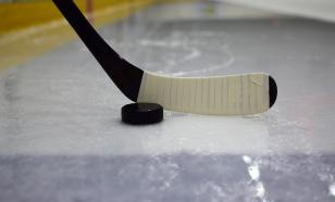 Un joueur de hockey de 14 ans meurt après avoir reçu un palet dans la poitrine pendant un entraînement