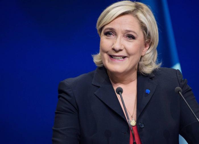 L'UE croise les doigts Marine Le Pen, "Trump en jupe", perd le vote en France