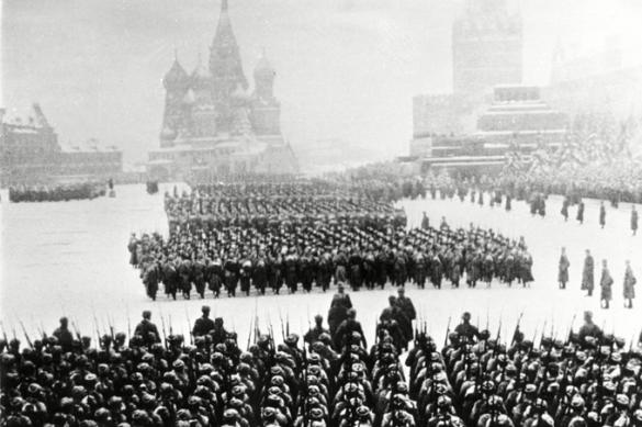 L’anniversaire du défilé militaire sur la place Rouge et l'ironie de l’histoire