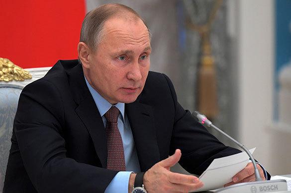Poutine exige que la Russie dépasse le monde par sa croissance économique