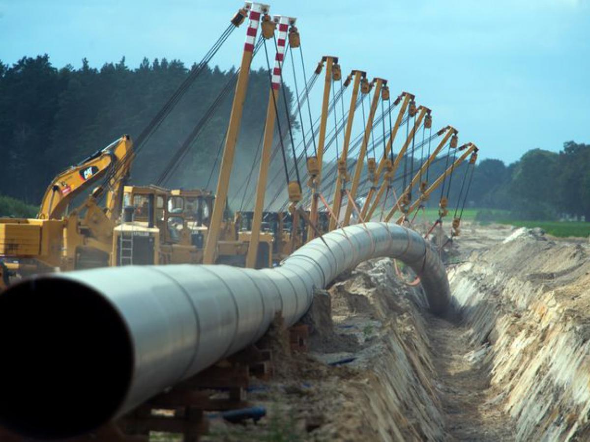 Des hélicoptères américains survolent les sites des accidents du Nord Stream